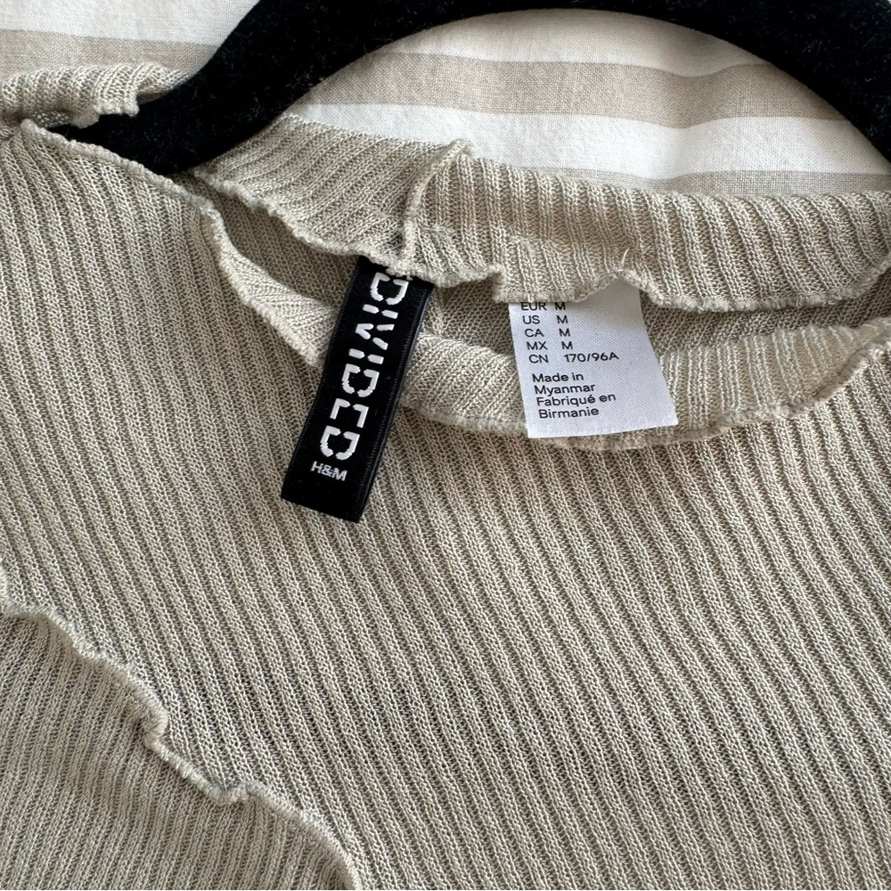 H&M Light Kaki Ribbed Top - Picture 2 of 3